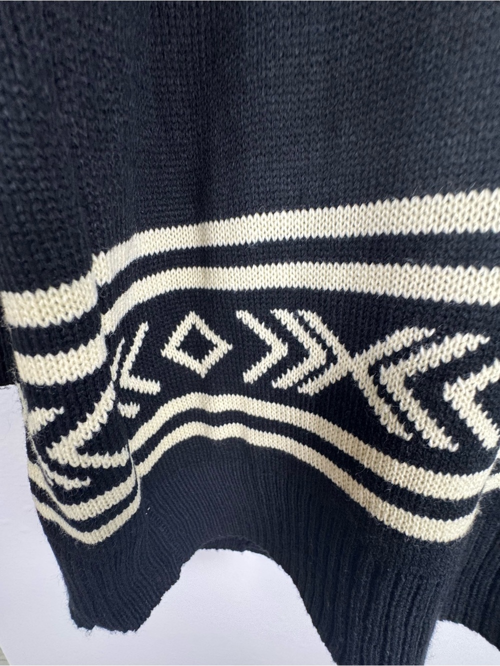 Hot & Delicious Skull Cardigan Sweater Black Ivory Open Front Goth Boho M/L Fall - Picture 12 of 16